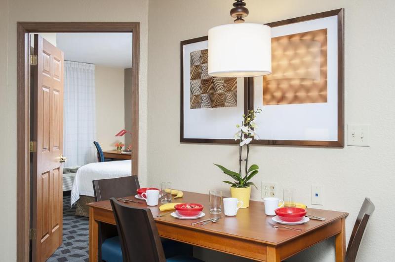Towneplace Suites By Marriott Indianapolis - Keystone Екстер'єр фото