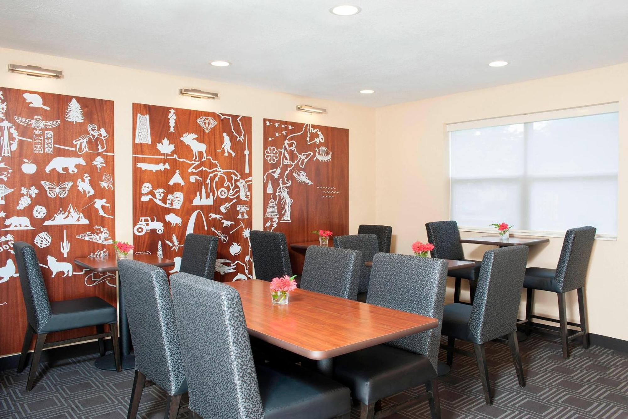 Towneplace Suites By Marriott Indianapolis - Keystone Екстер'єр фото