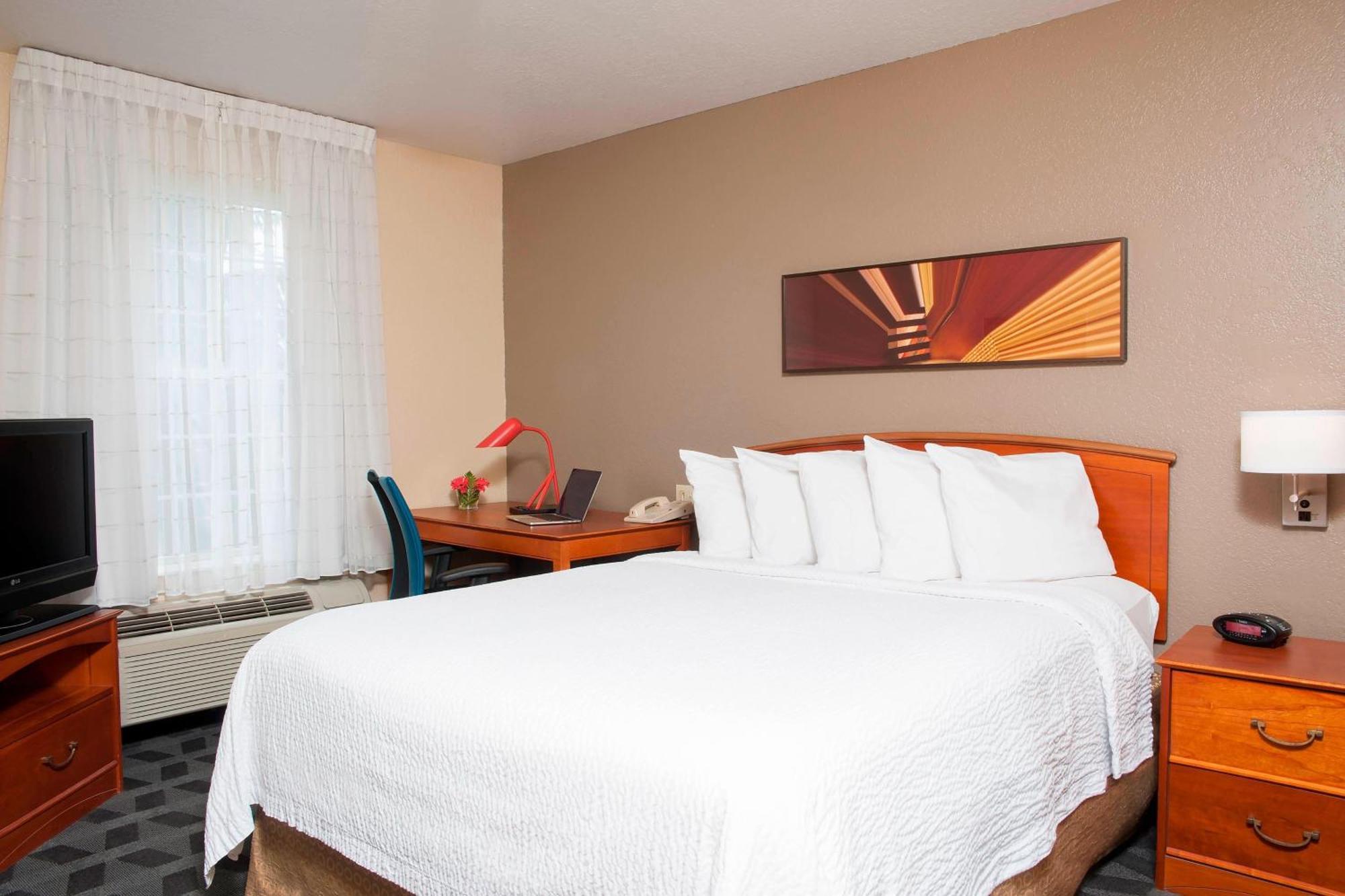 Towneplace Suites By Marriott Indianapolis - Keystone Екстер'єр фото