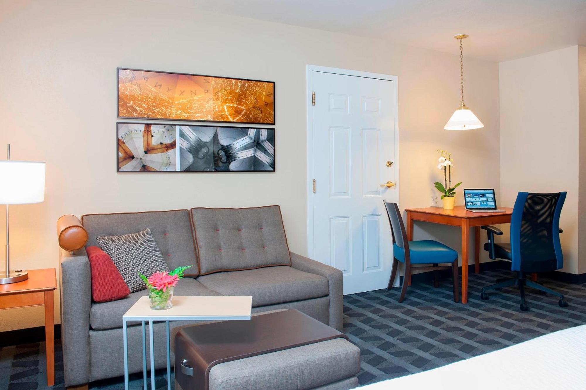Towneplace Suites By Marriott Indianapolis - Keystone Екстер'єр фото
