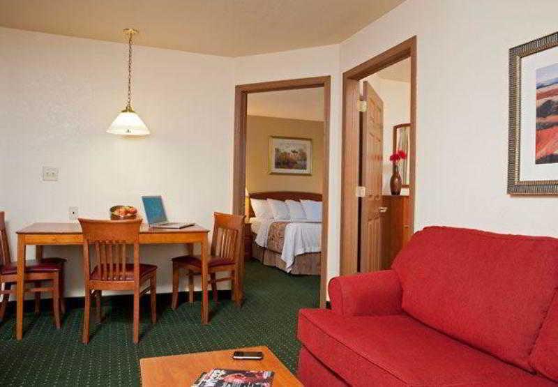 Towneplace Suites By Marriott Indianapolis - Keystone Номер фото